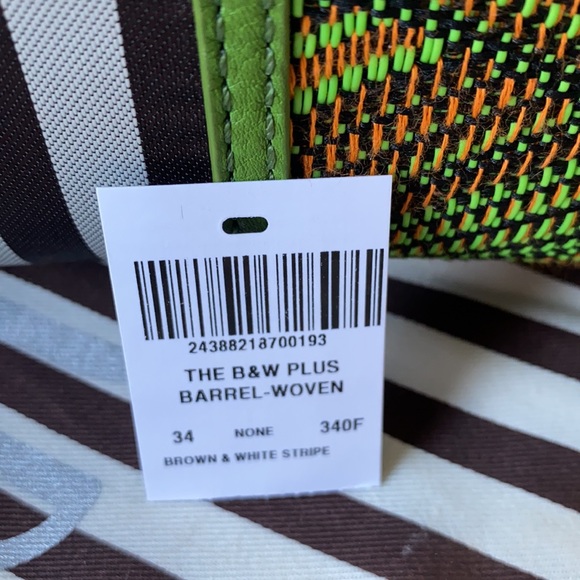 Henri Bendel NWT B&W Plus Barrel Woven Artdeco Bag - Picture 17 of 17